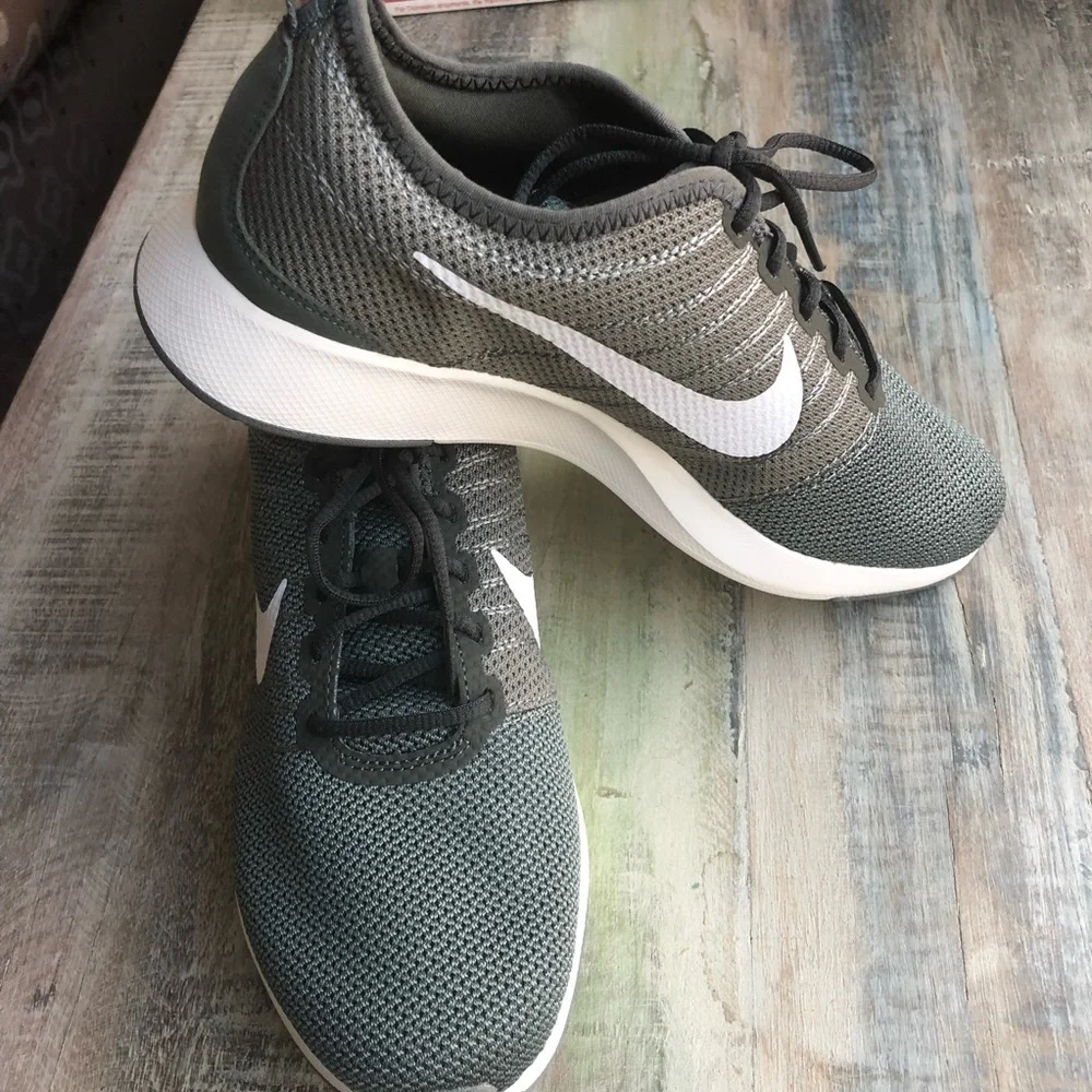 Nike Youth Women's Dualtone Racer Greenish Gray Sneaker Shoes